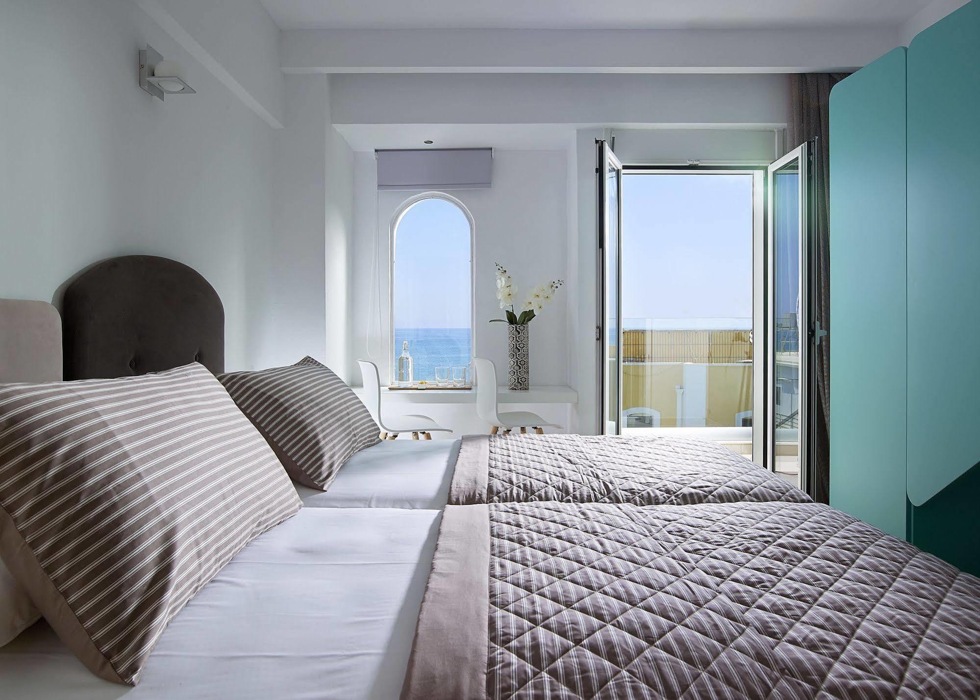 Coral Hotel Ierápetra Extérieur photo